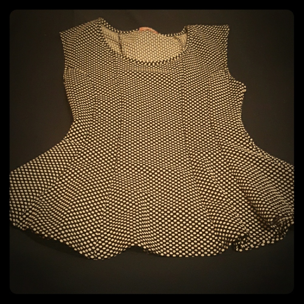 Polka dot sleeveless top